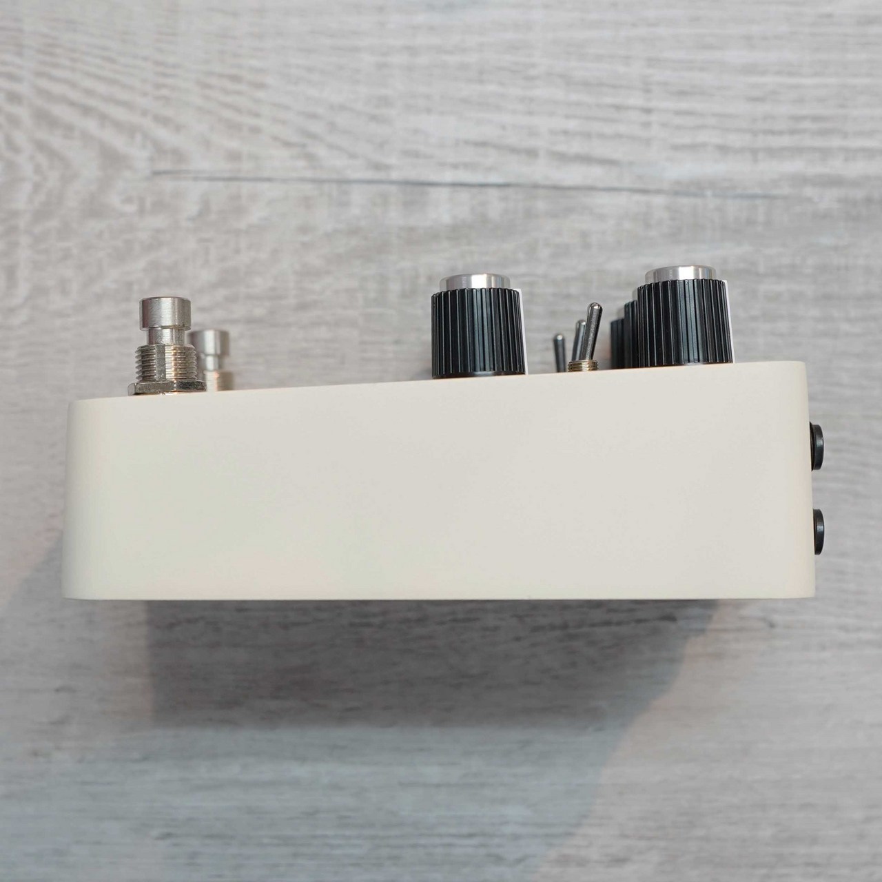 Universal Audio UAFX Astra Modulation Machine（中古）【楽器検索