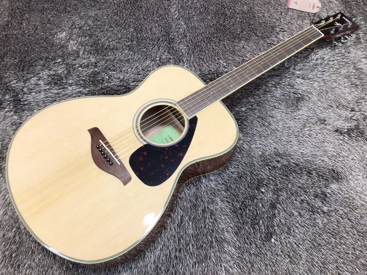 YAMAHA FS820 ナチュラル(NT)【定番ビギナー向けアコースティック