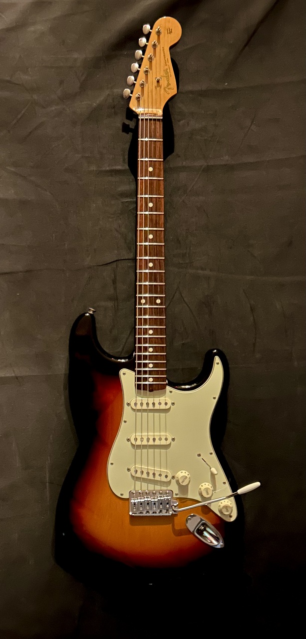 Fender Made in Mexico Classic Series '60s Stratocaster（中古