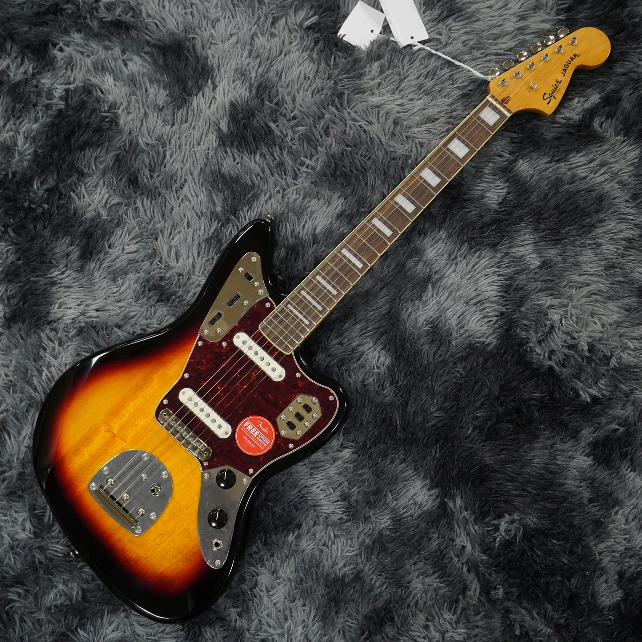 Squier by Fender Classic Vibe '70s Jaguar 3-Color Sunburst