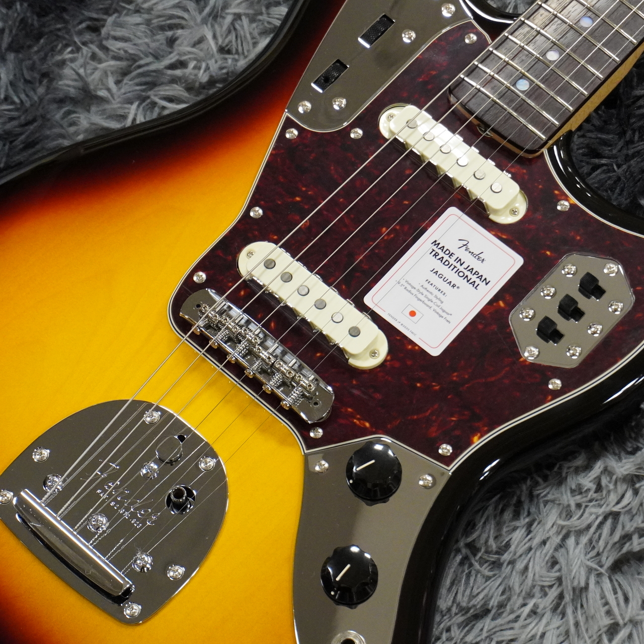中古　Fender Jaguar サンバースト 中古 Fender Jaguar サンバースト Fender Made in Japan Traditional