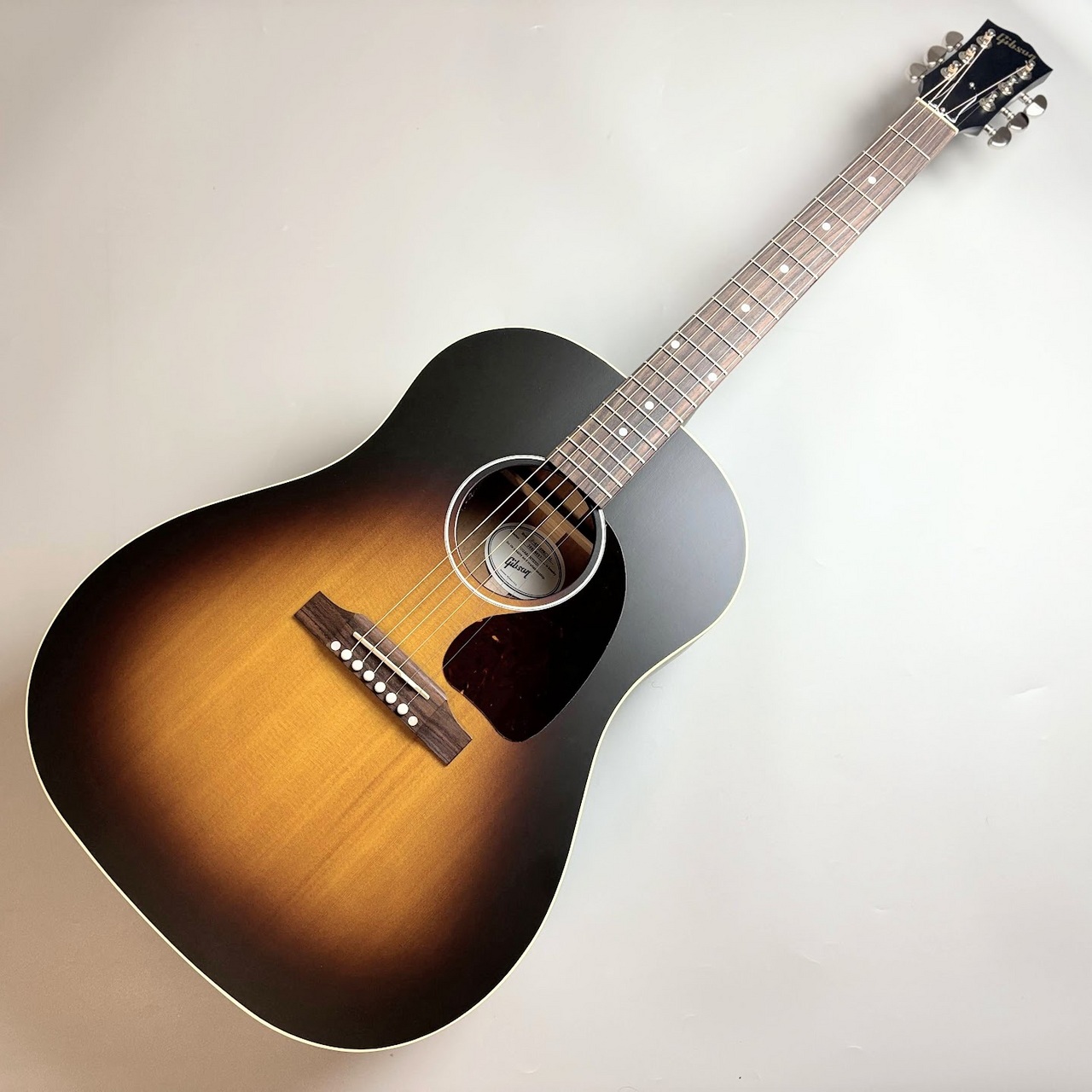 Gibson J-45 Special ヴィンテージサンバースト Satin Vintage Sunburs