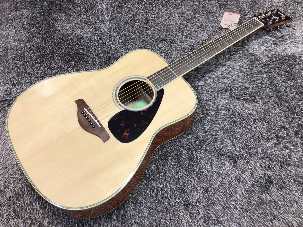 YAMAHA FG820 NT (ナチュラル) 【トップ単板】【サイド&バック