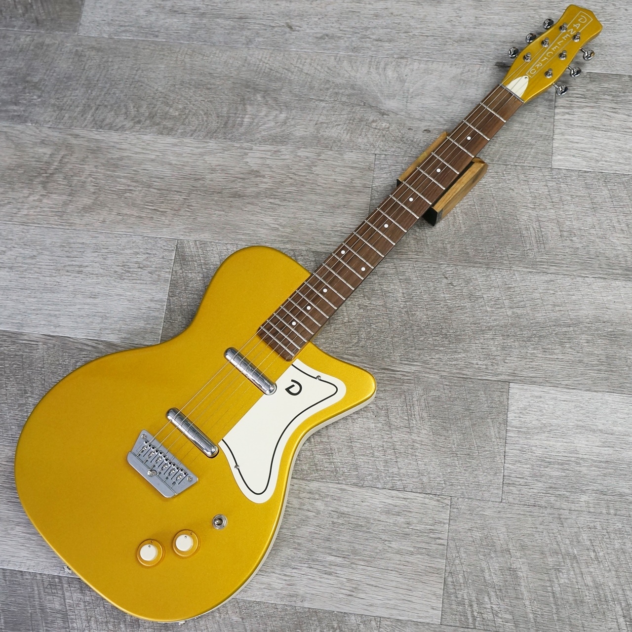 M*a様 DANELECTRO エレキギター ゴールド M*a様 DANELECTRO エレキギター ゴールド