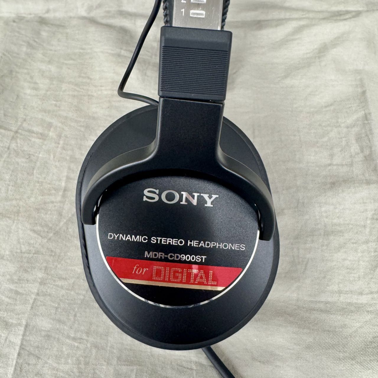 k*a様 sony MDR-CD900ST 中古 MDR-CD900ST ｜SONY 密閉型スタジオモニターヘッドホン｜中古品｜修理