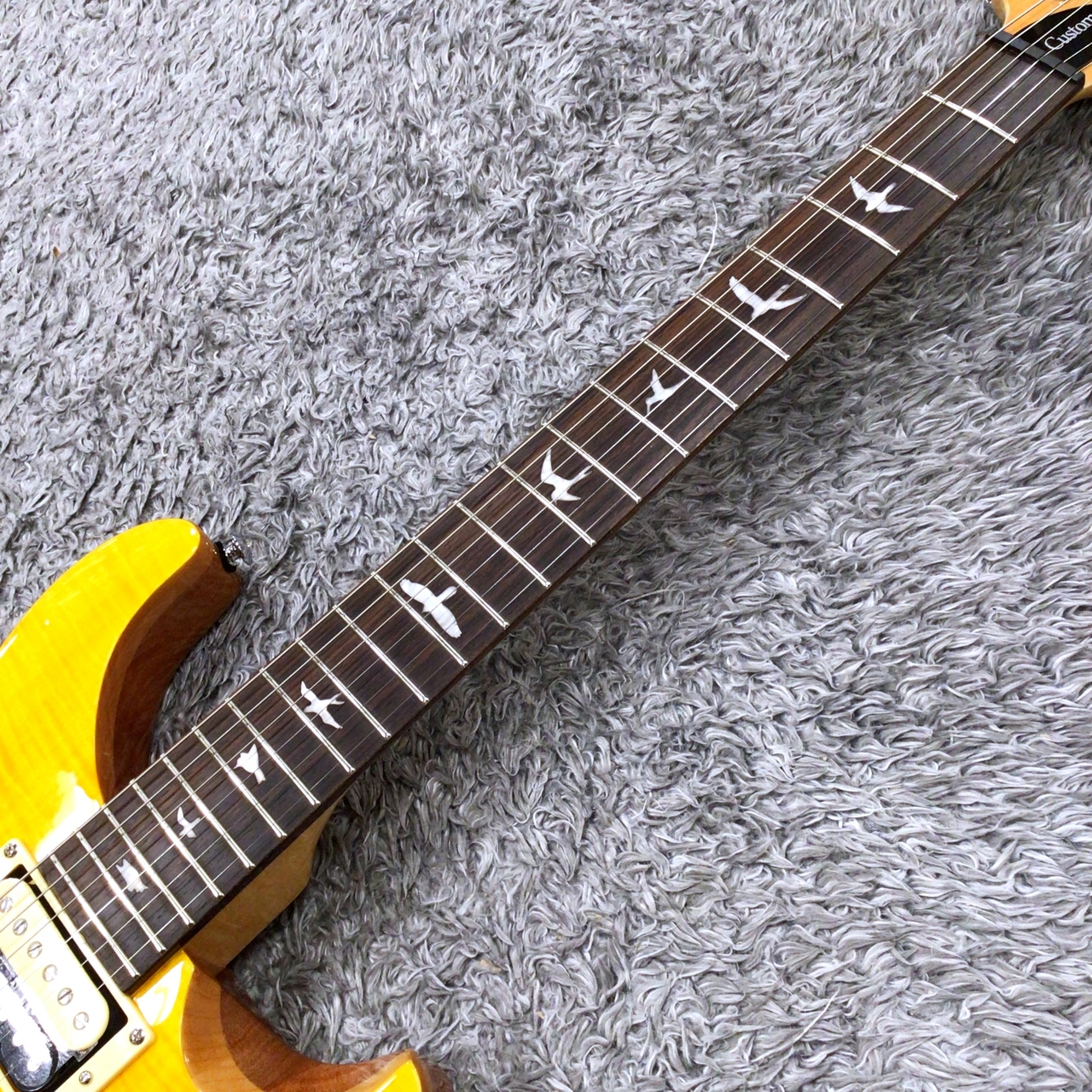 Paul Reed Smith(PRS) SE Custom 22 Semi-Hollow Santana Yellow Paul Reed Smith(PRS) SE Custom 22 Semi-Hollow Santana Yellow