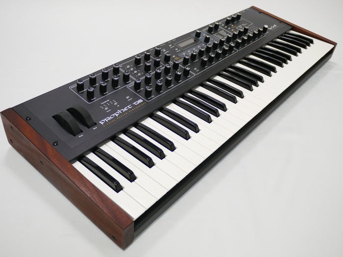 Dave Smith Instruments Prophet '08 PE（中古）【楽器検索デジマート】