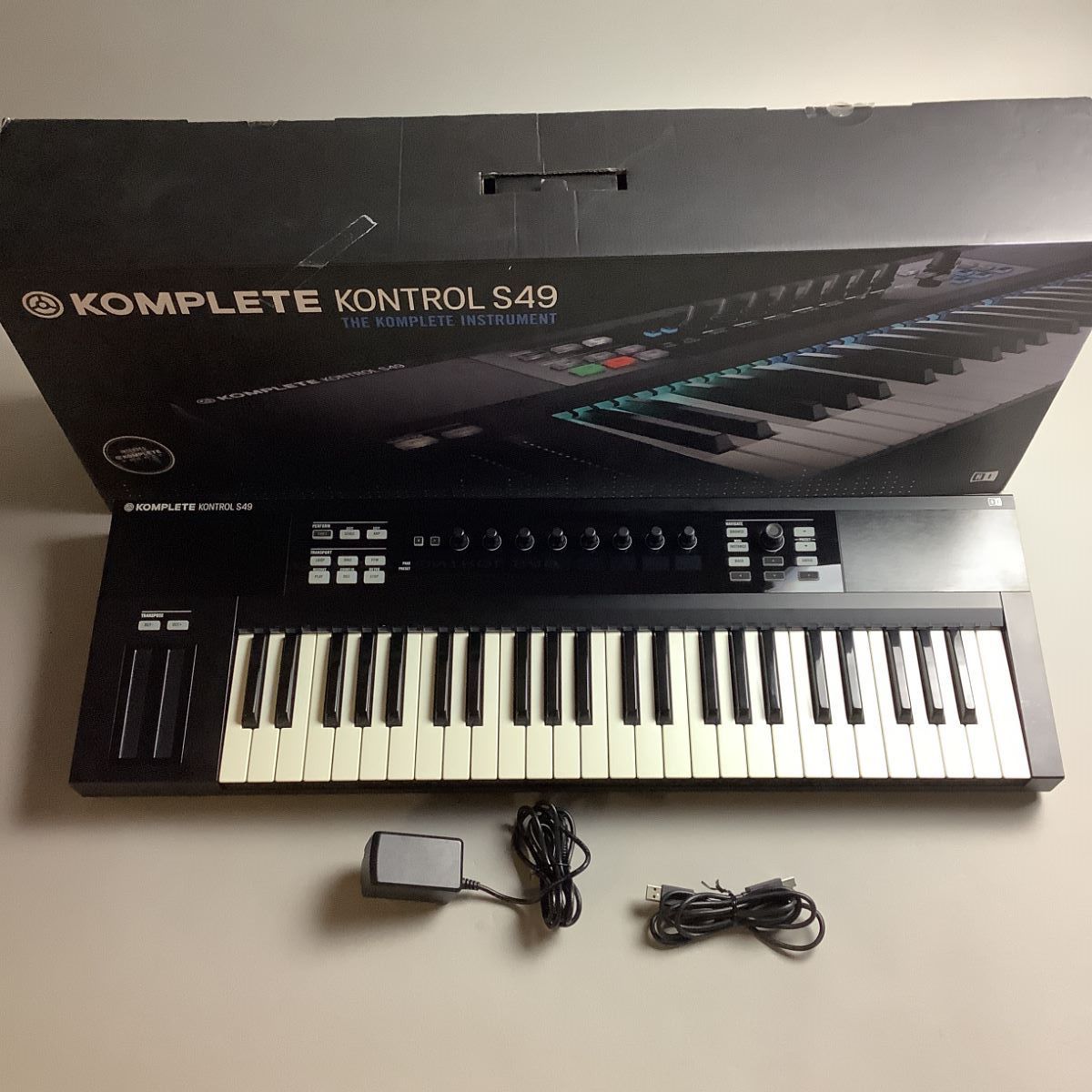 KOMPLETE KONTROL S49 MK1 DTM・DAW