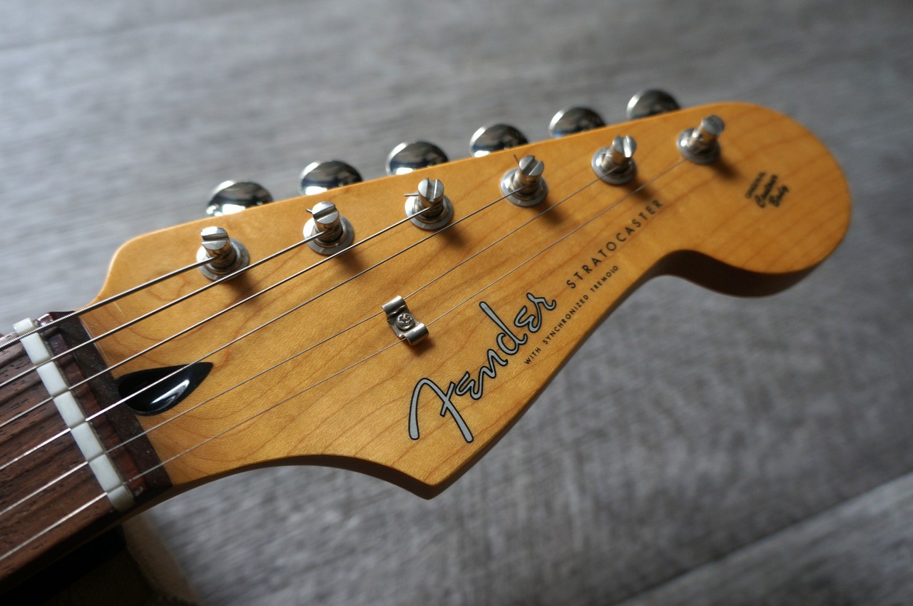 Fender Made in Japan Hybrid II Stratocaster - US Blonde -（新品