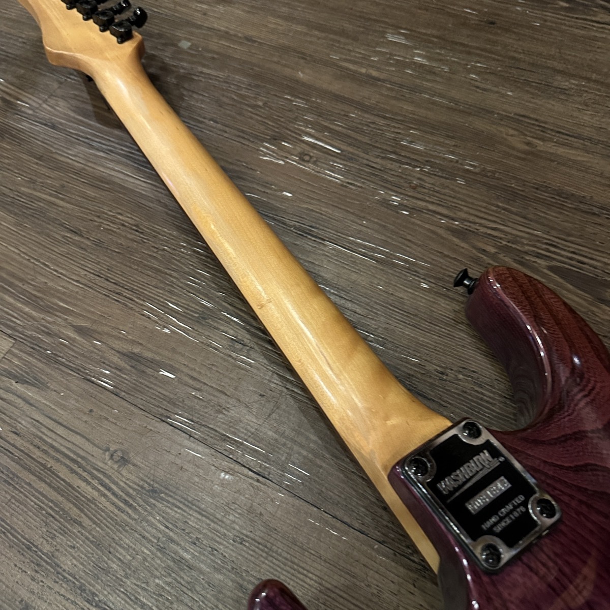 Washburn MG722 Stevie Salas Signature Model Electric Guitar（中古