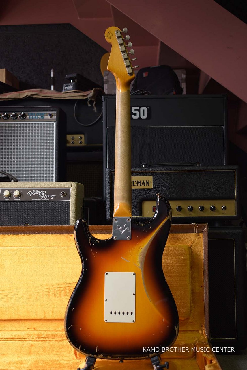 ★Custom HardRelic Sunburst Stratocaster★ ☆Custom HardRelic Sunburst Stratocaster☆ キャパシター