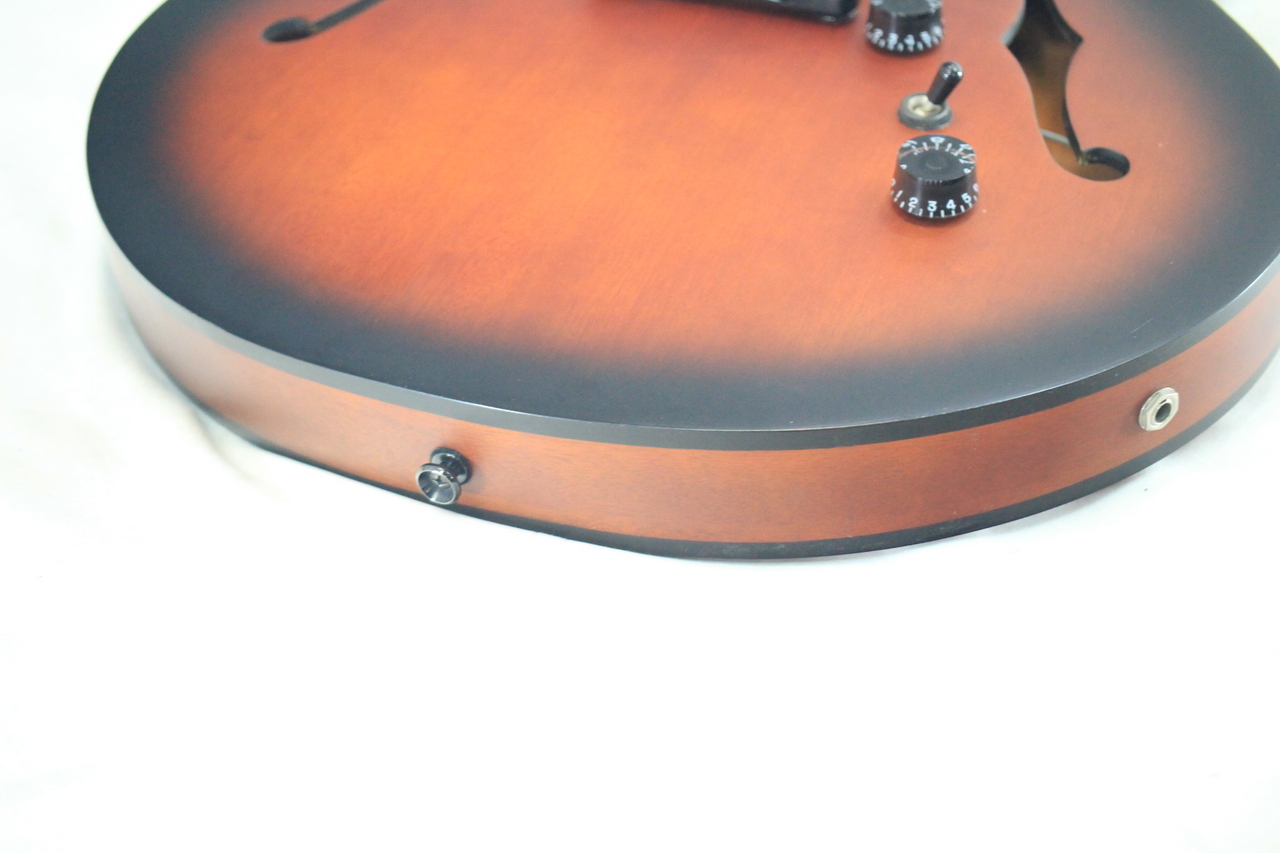 Epiphone Dot Studio サンバースト 6弦 Epiphone Dot Studio Archtop Guitarra eléctrica, desgastada vintage