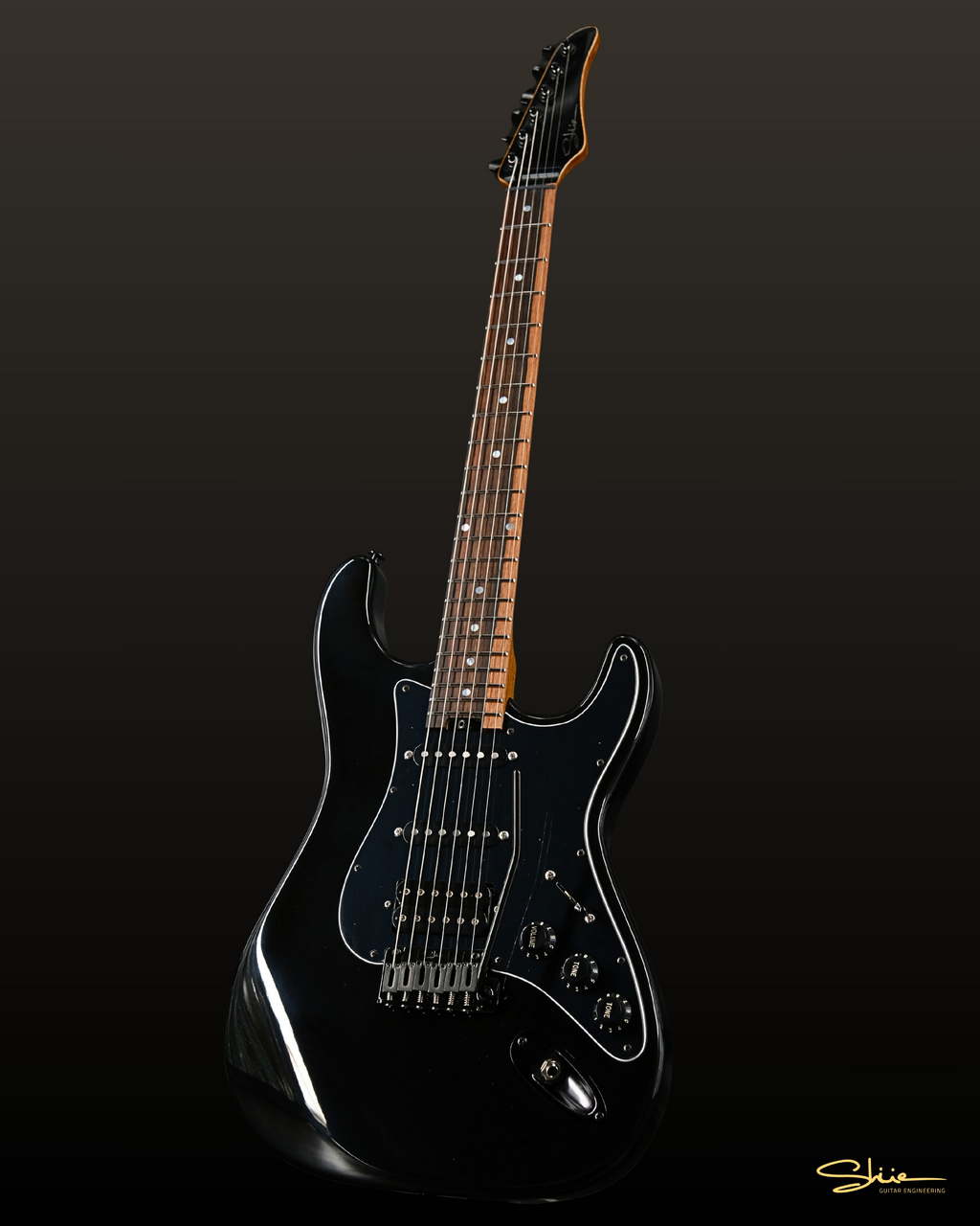 Shue Guitars New Classic S STD Super Black Black Hardware w/Royal