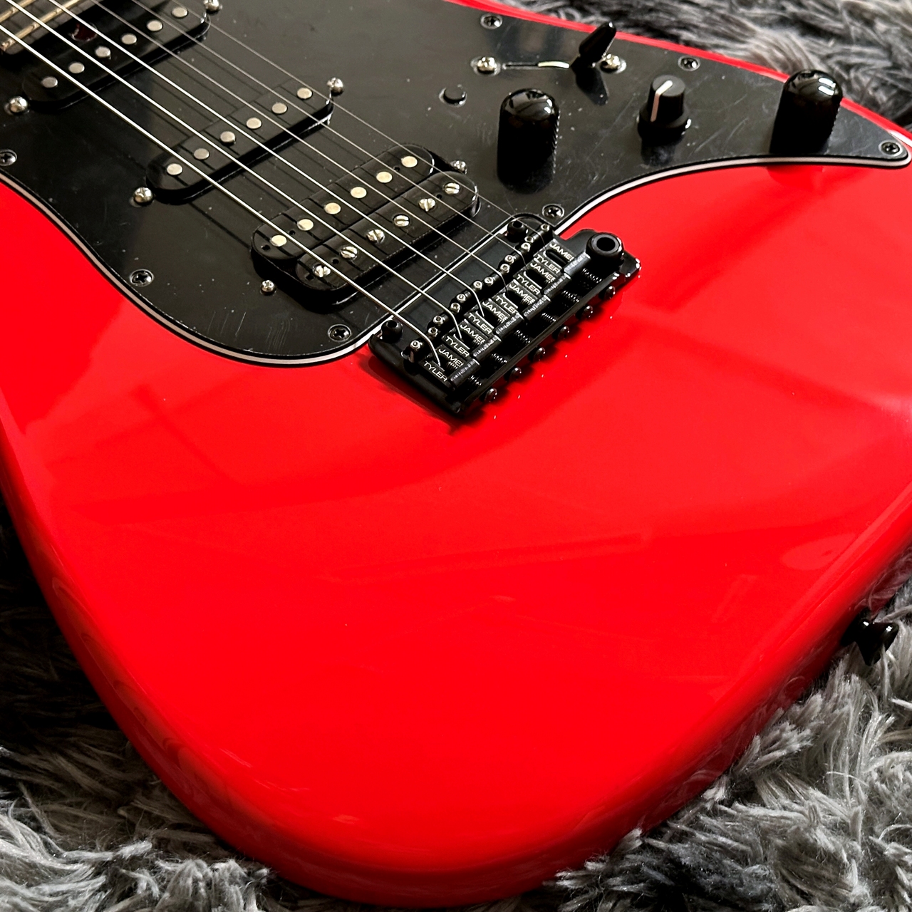 James Tyler Japan Studio Elite HD Italian Supercar Red w/Mutching