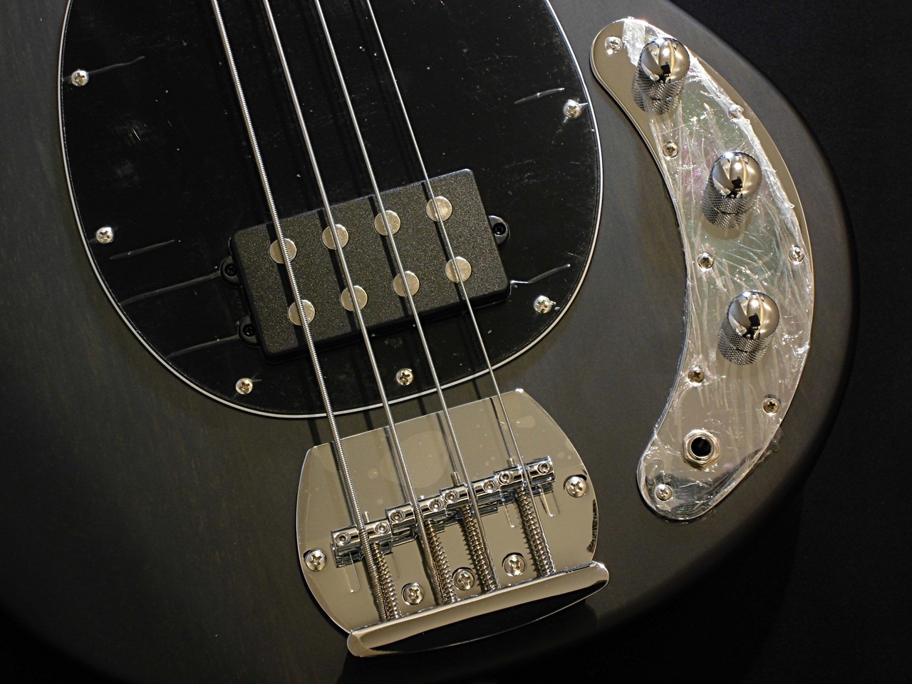Sterling by MUSIC MAN SUB STINGRAY RAY4 / Trans Black Satin【展示