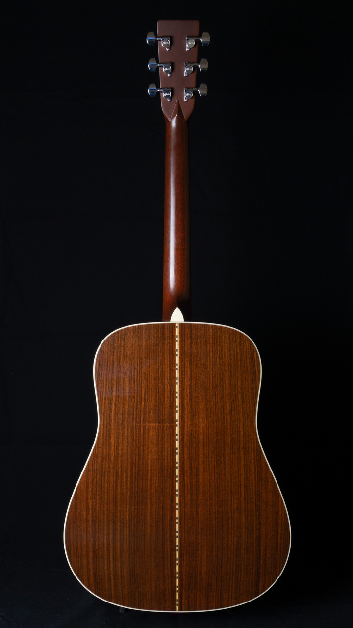 Martin D-28 2004〜2005年製【新品ギグケース付】 Martin D-28 2004〜2005年製【新品ギグケース付】 Martin D-28 2004