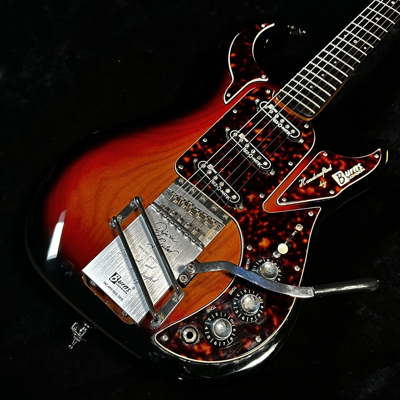 Burns Deja Vu エレキギター　バーンズ Burns 【中古】バーンズ／Dejavu（新品/送料無料）【楽器検索デジマート】