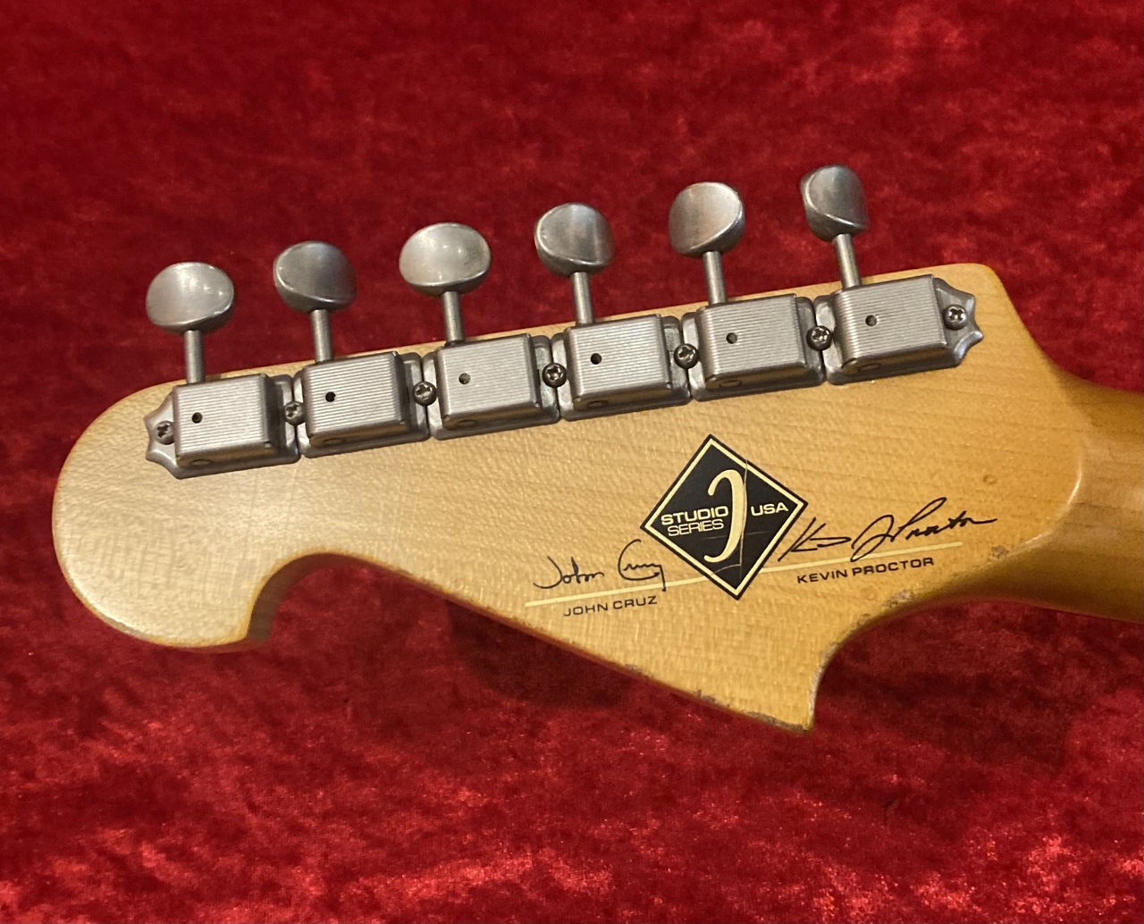 Iconic Guitars 【3日間限定セール!】