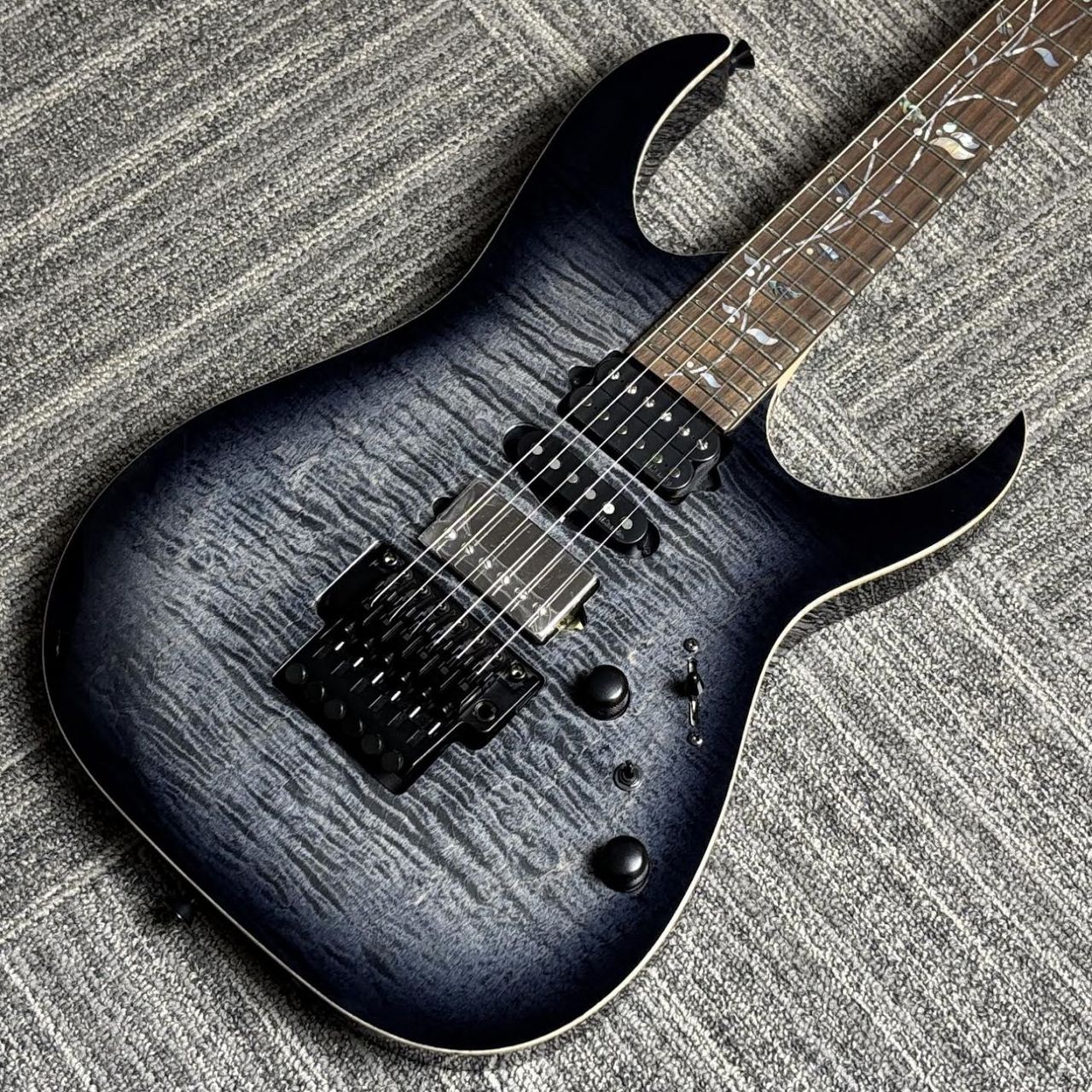 【ほぼ未使用】 Ibanez j-custom RG8870 鑑定書付き ほぼ未使用】 Ibanez j-custom RG8870 鑑定書付き ほぼ未使用】 Ibanez