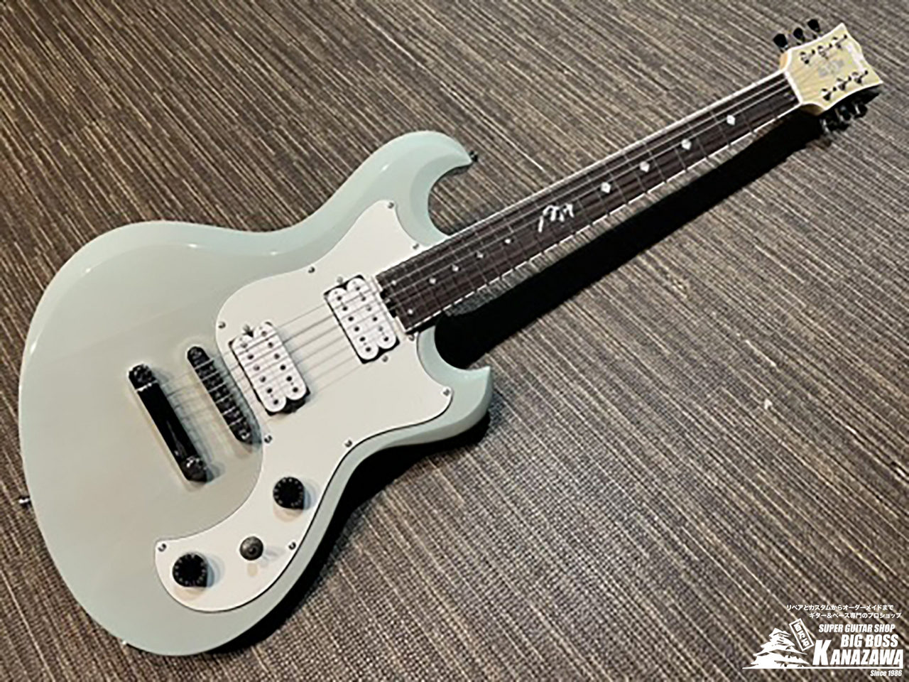 ULTRATONE Anon MyGO 千早愛音　エレキギター　ポスター付き BanG Dream！ ULTRATONE Anon See Thru Surf Green エレキギター