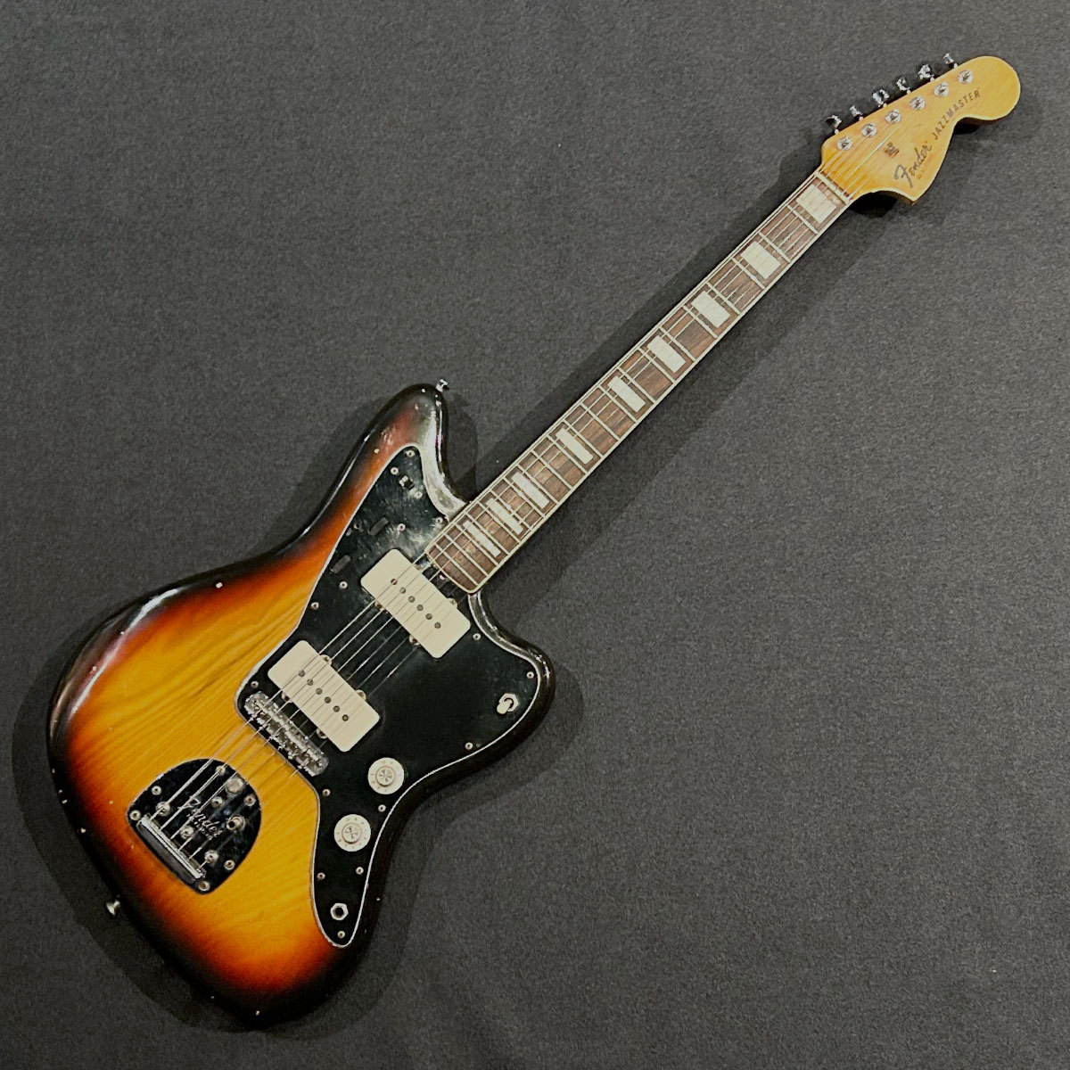 Fender 1977 Jazzmaster Sunburst（ビンテージ）【楽器検索デジマート】