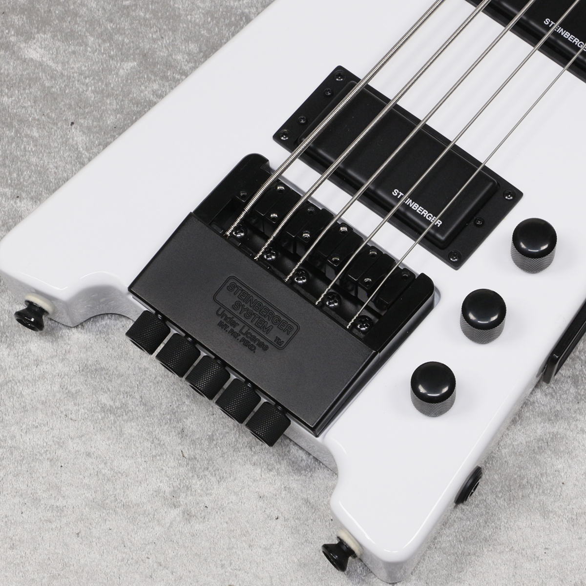 Steinberger Spirit XT-25 Standard White ヘッドレス 5弦ベース【新宿店】（新品/送料無料）【楽器検索デジマート】