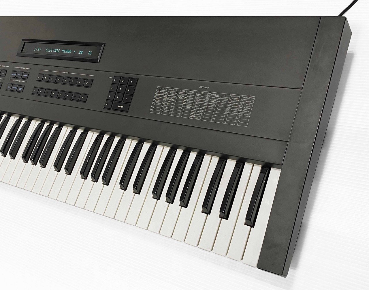 Roland JX-10（中古）【楽器検索デジマート】