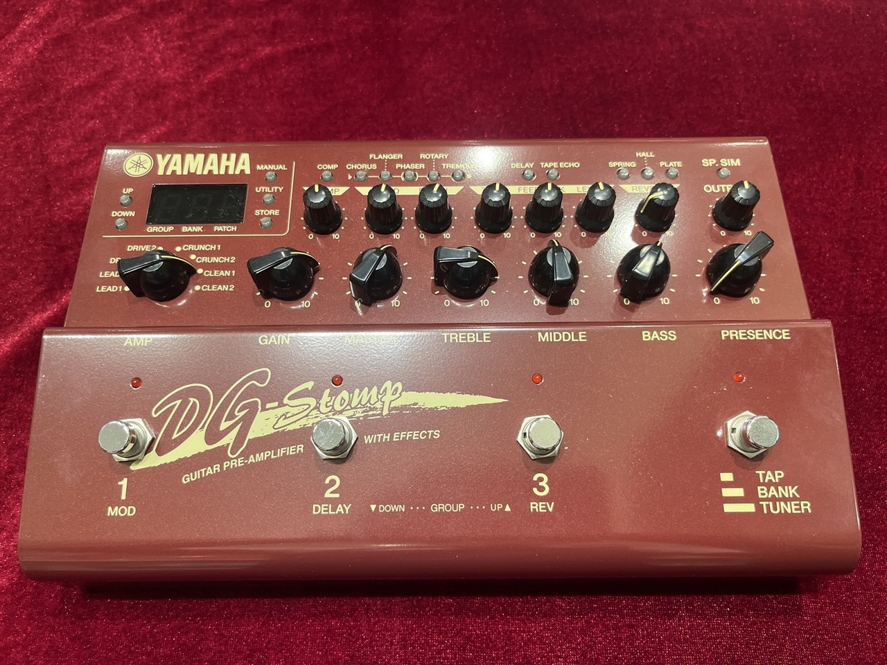 YAMAHA DGSTOMP