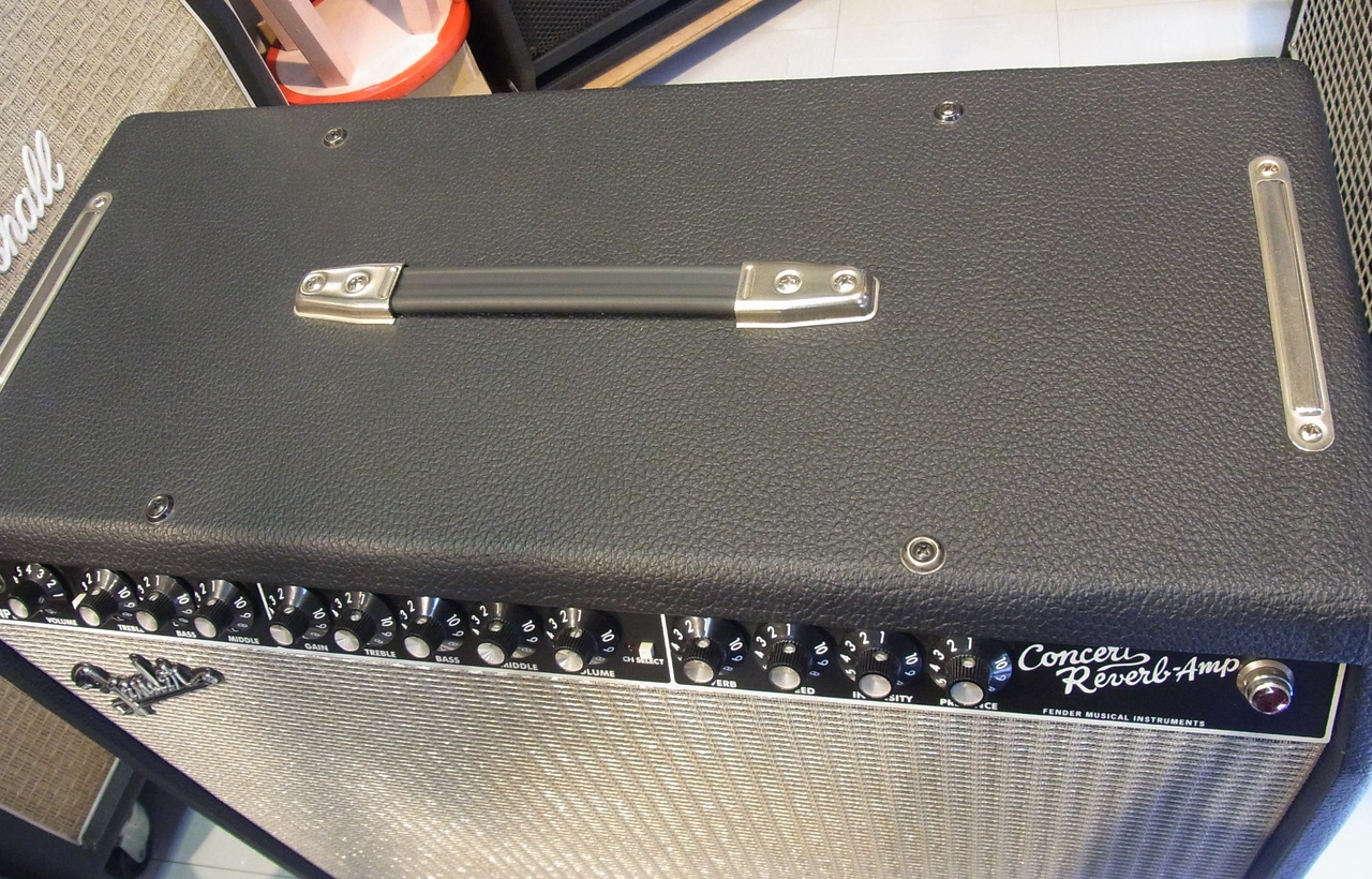 Fender Concert Reverb Amp （新品特価）【楽器検索デジマート】