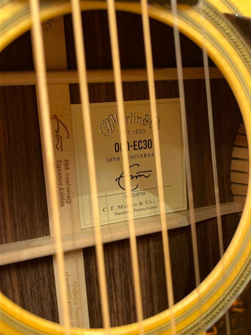 【最終値下げ】Martin 0-16 NY 1993年製造　ハードケース付き 最終値下げ】Martin 0-16 NY 1993年製造 ハードケース付き