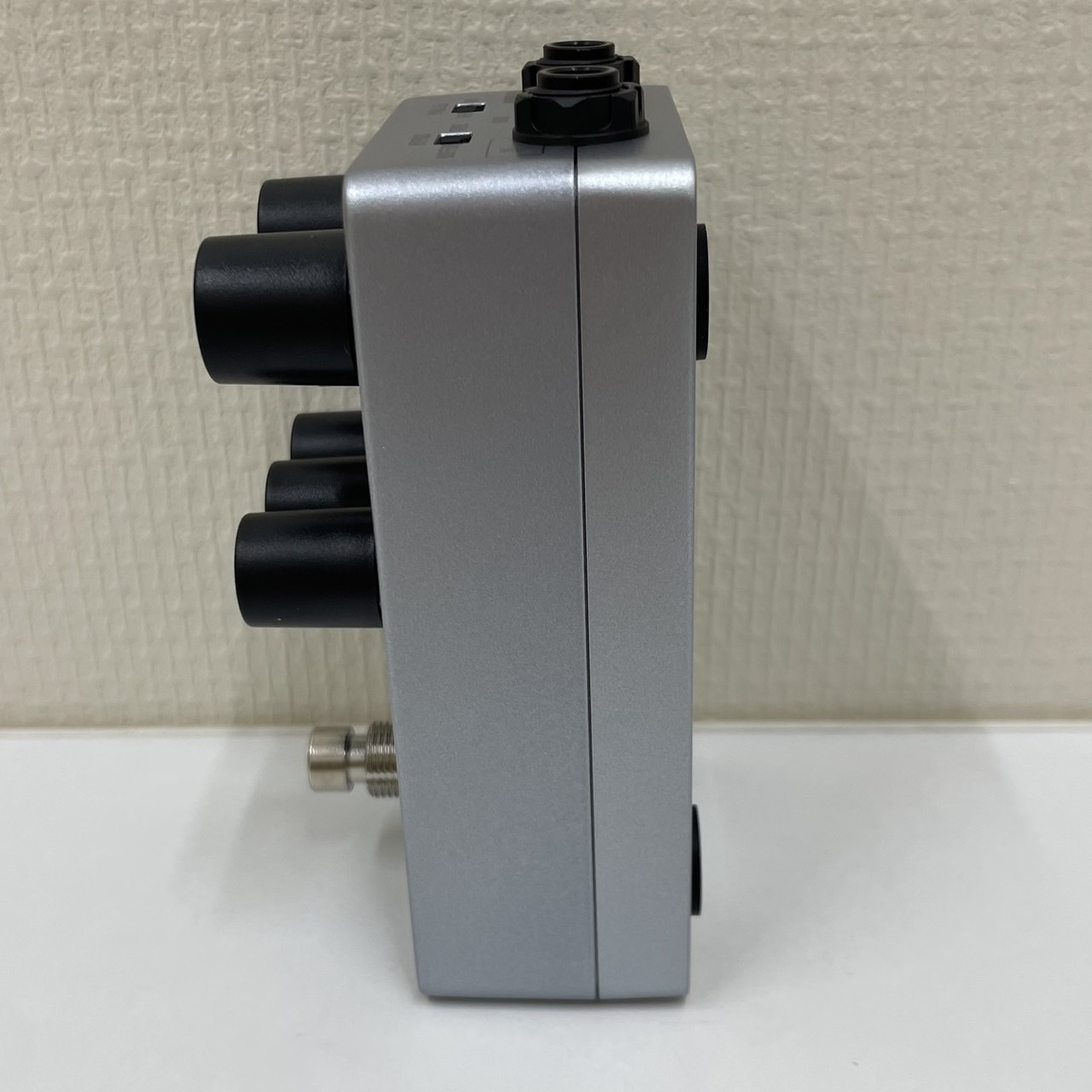 Universal Audio UAFX 1176 Studio Compressor コンパクトエフェクター