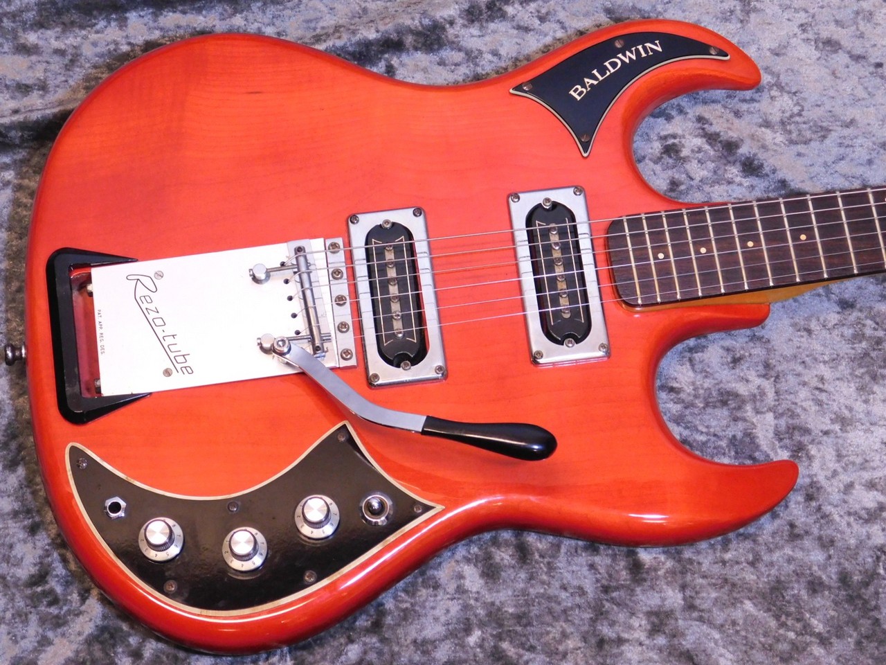 ビヨンヴィンブラッド　ビンテージ1960年スタジオ手書き一点物作品孔雀レディー ビヨンヴィンブラッド ビンテージ1960年スタジオ手書き一点物