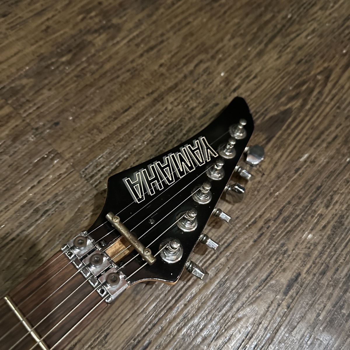 YAMAHA RGX-421 DL レフティーモデル Electric Guitar（中古