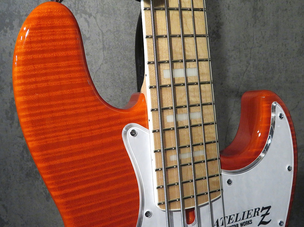 やまもとひかる直筆サイン入り BASS MAGAZINE SPECIAL FEATURE SERIES やまもとひかる』電子版の発売