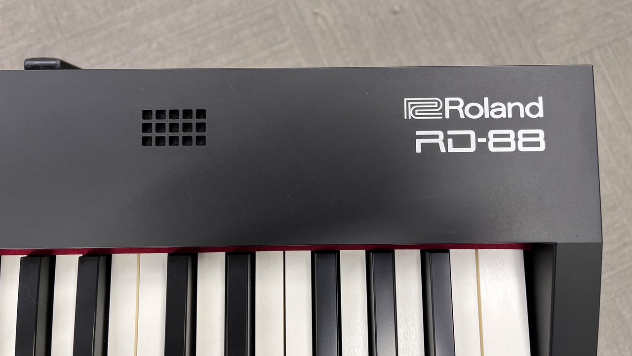 Roland Roland RD-88【中古美品】【純正ケース付き】（中古/送料無料