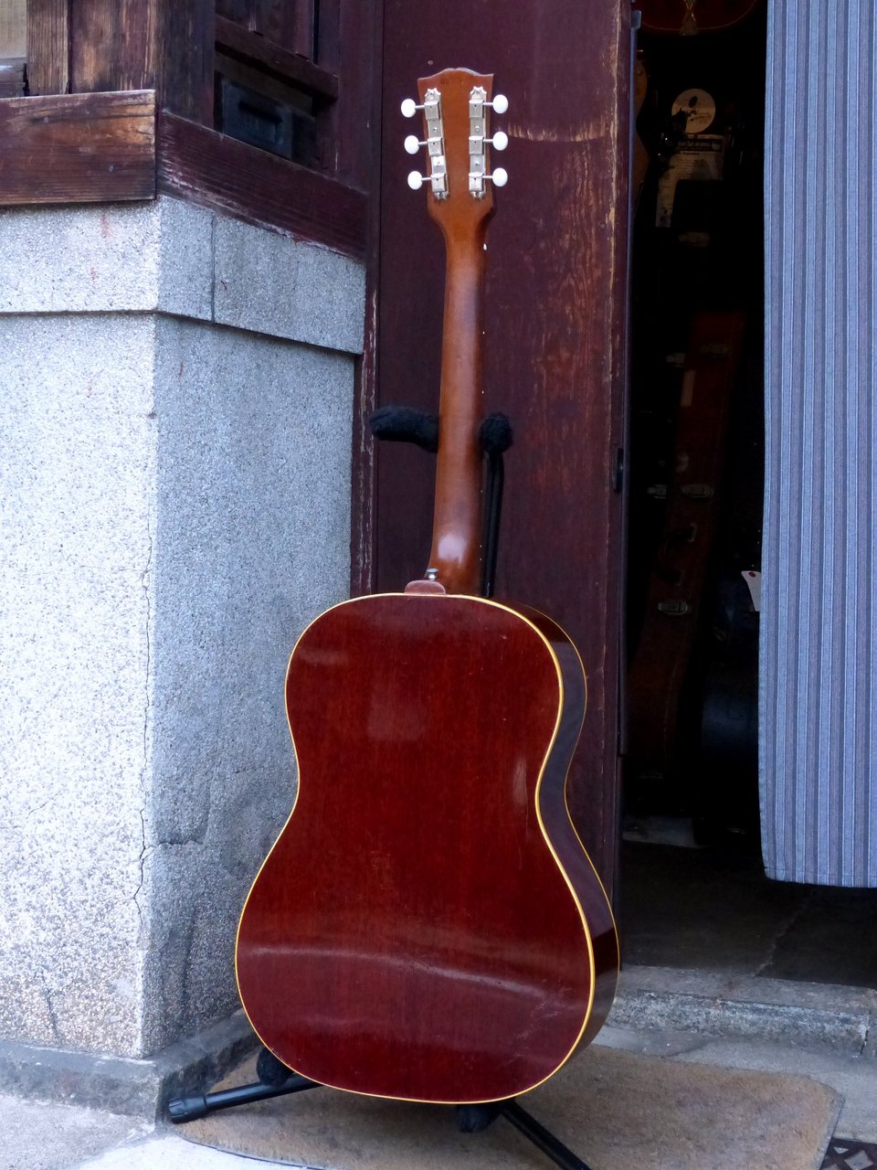 Gibson '67 B-25（ビンテージ）【楽器検索デジマート】