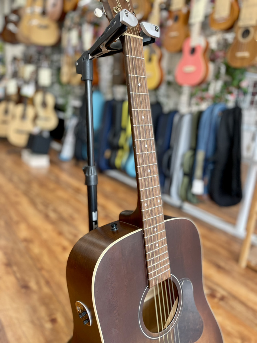 Art&Lutherie AMERICANA B.Bst Q1T【イオンモールKYOTO店】（新品/送料無料）【楽器検索デジマート】