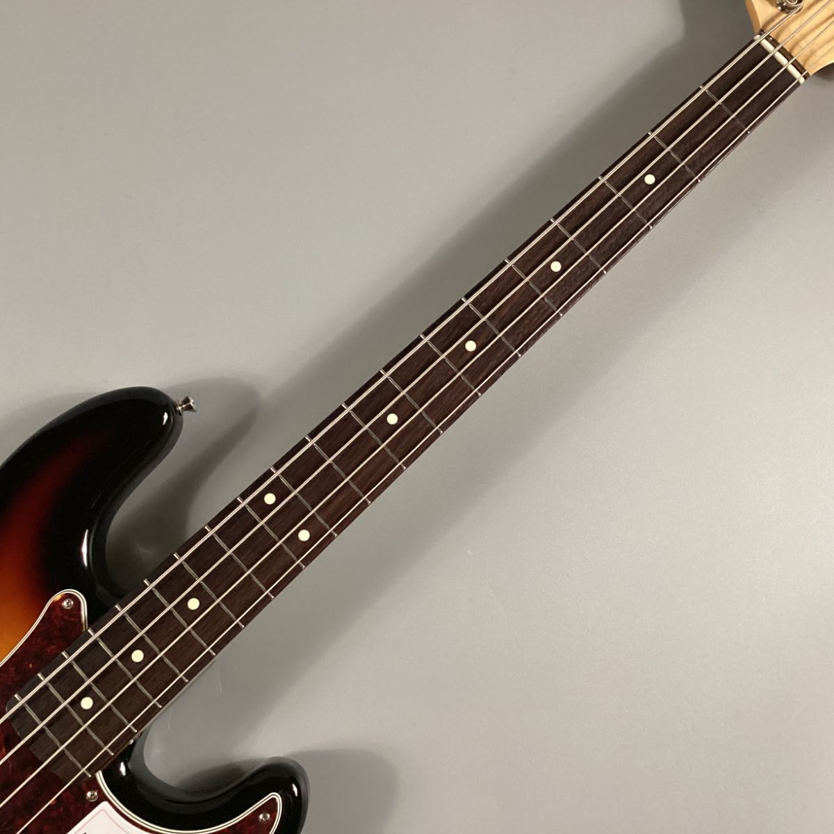 Fender Made in Japan Traditional 60s Precision Bass Rosewood Fingerboard  3-Color Sunburst エレキベース プレ（新品/送料無料）【楽器検索デジマート】