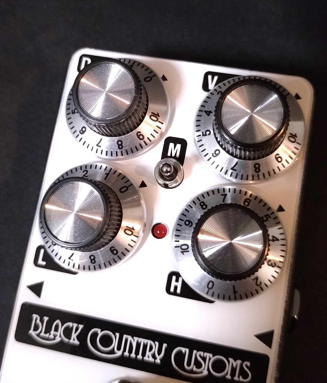 Laney トニー・アイオミ TI BOOST Amazon.com: Laney Black Country Customs TI-BOOST Tony Iommi