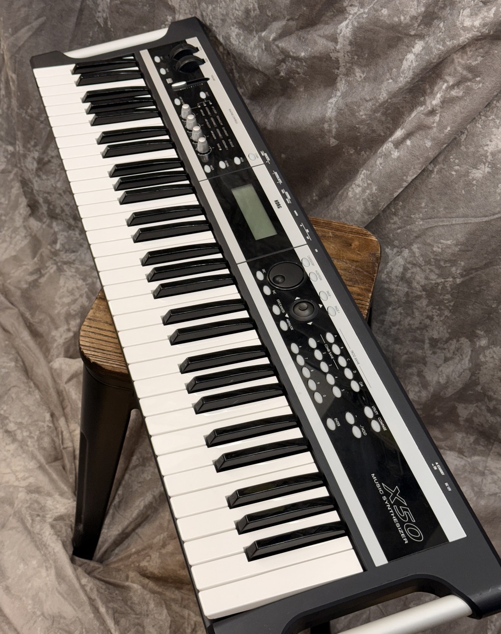 KORG X50 キーボード　シンセサイザー 2 KORG X50 + ARMOR Flight Case (中古3)