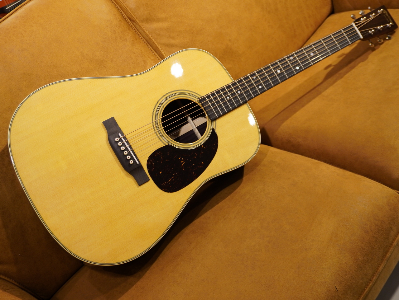 Martin D-28 STANDARD（新品特価）［デジマートSALE］【楽器検索
