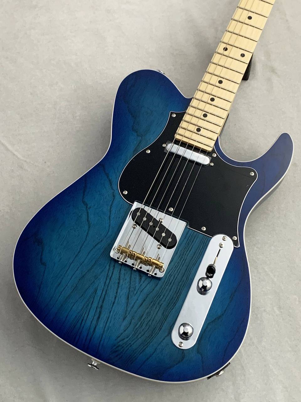 FUJIGEN(FGN) JIL2-ASH-M -SBB (See-Thru Blue Burst) #B250006【3.53