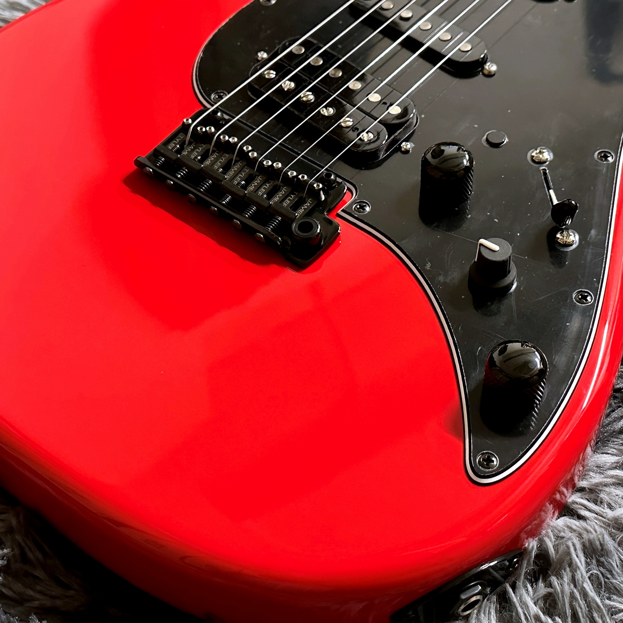 James Tyler Japan Studio Elite HD Italian Supercar Red w/Mutching