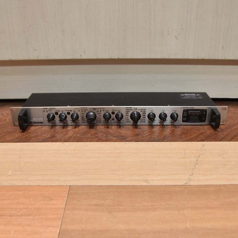 ギター TC electronic G-SHARP TC Electronic G-Sharp Guitar Multi-Effects Processor 964-000011