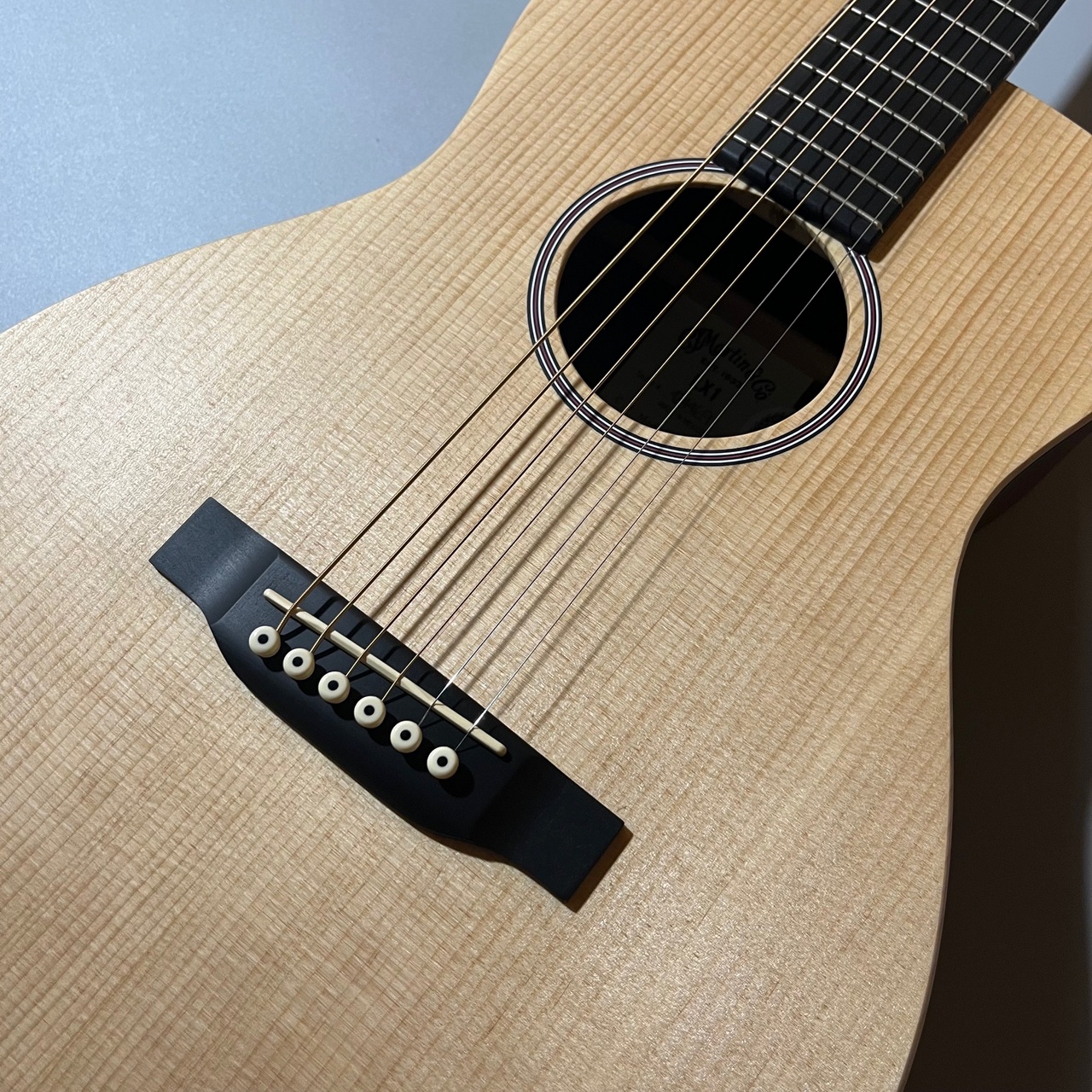 Martin 【Ed Sheeranも仕様するミニギターの代名詞】LX1（新品）【楽器