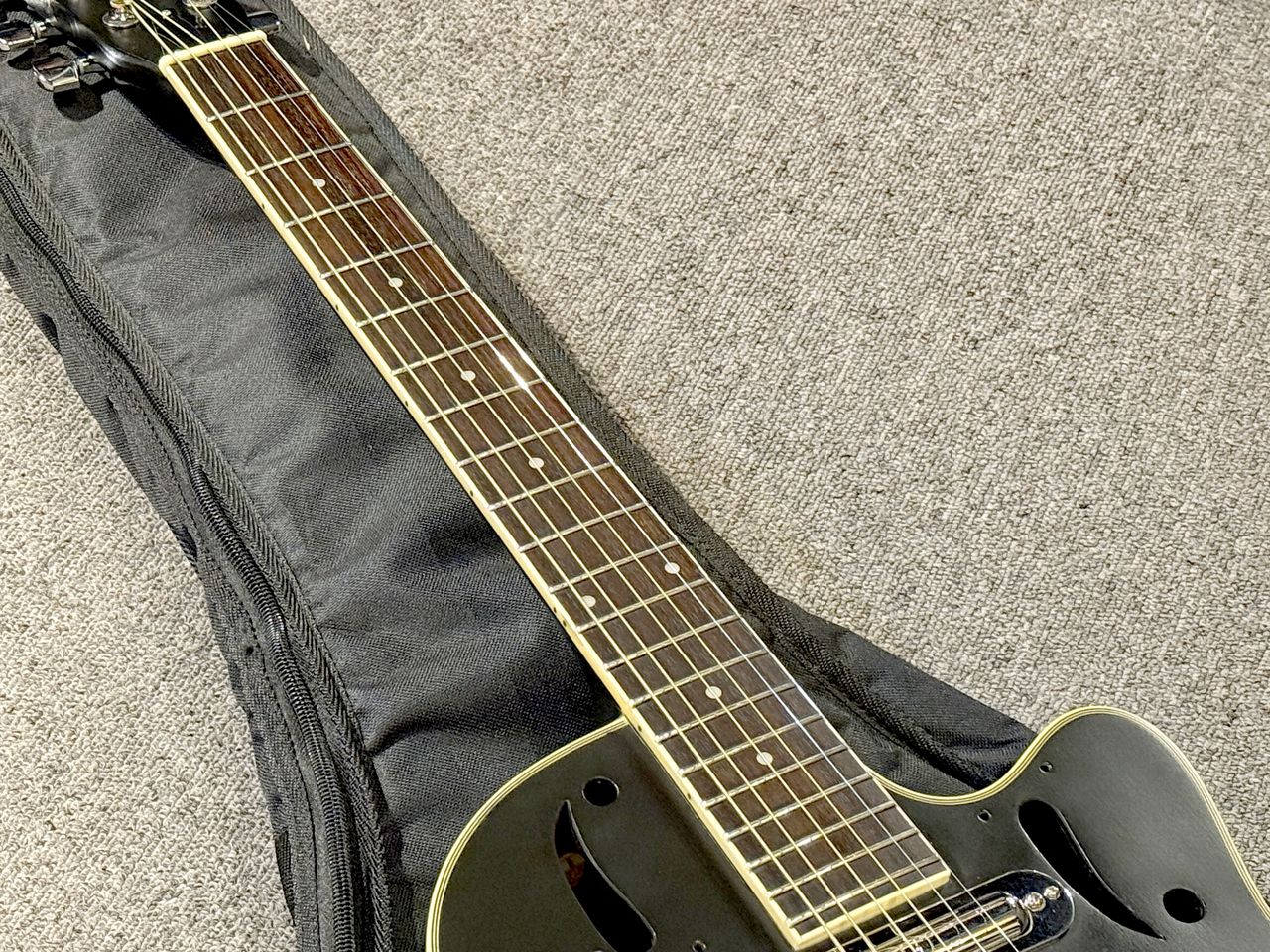 Morris MR 601 アコースティックギター Morris MR-601 Rumbler 紹介 解説 仕様 スプルース マホガニー