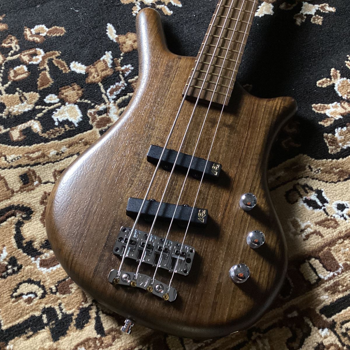 Warwick 【現物写真】Pro series Thumb BO 4st Nirvana Black Transparent【4.22kg】