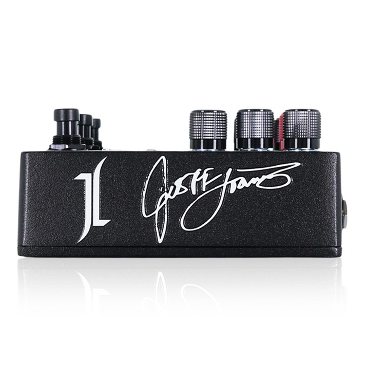 All-Pedal Devils Triad《マルチエフェクター》【オンラインストア限定