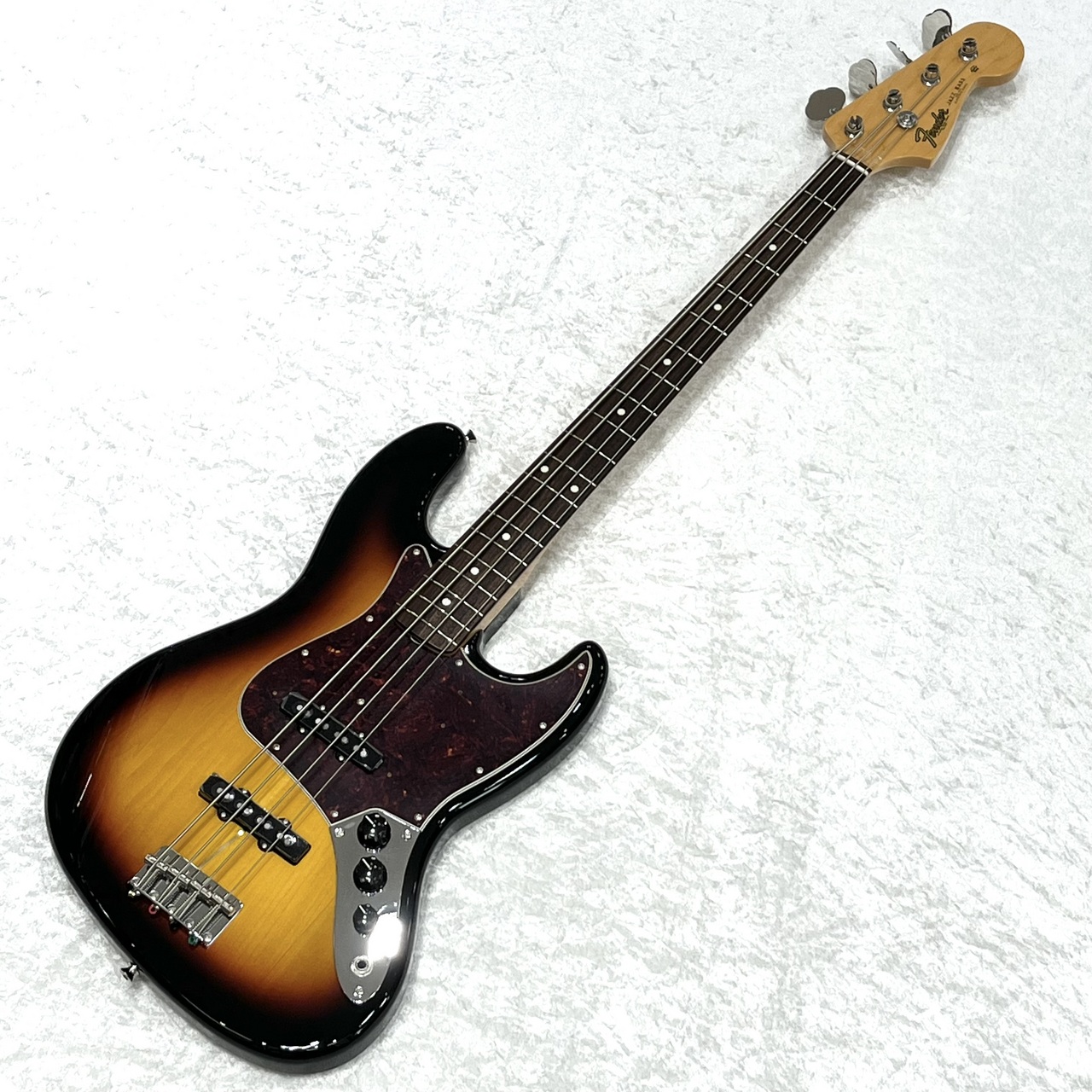 Fender Made in Japan Traditional II 60s Jazz Bass 3-Color Sunburst