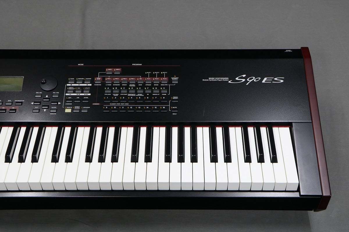 YAMAHA S90 ES 【御茶ノ水本店】（中古/送料無料）【楽器検索デジマート】